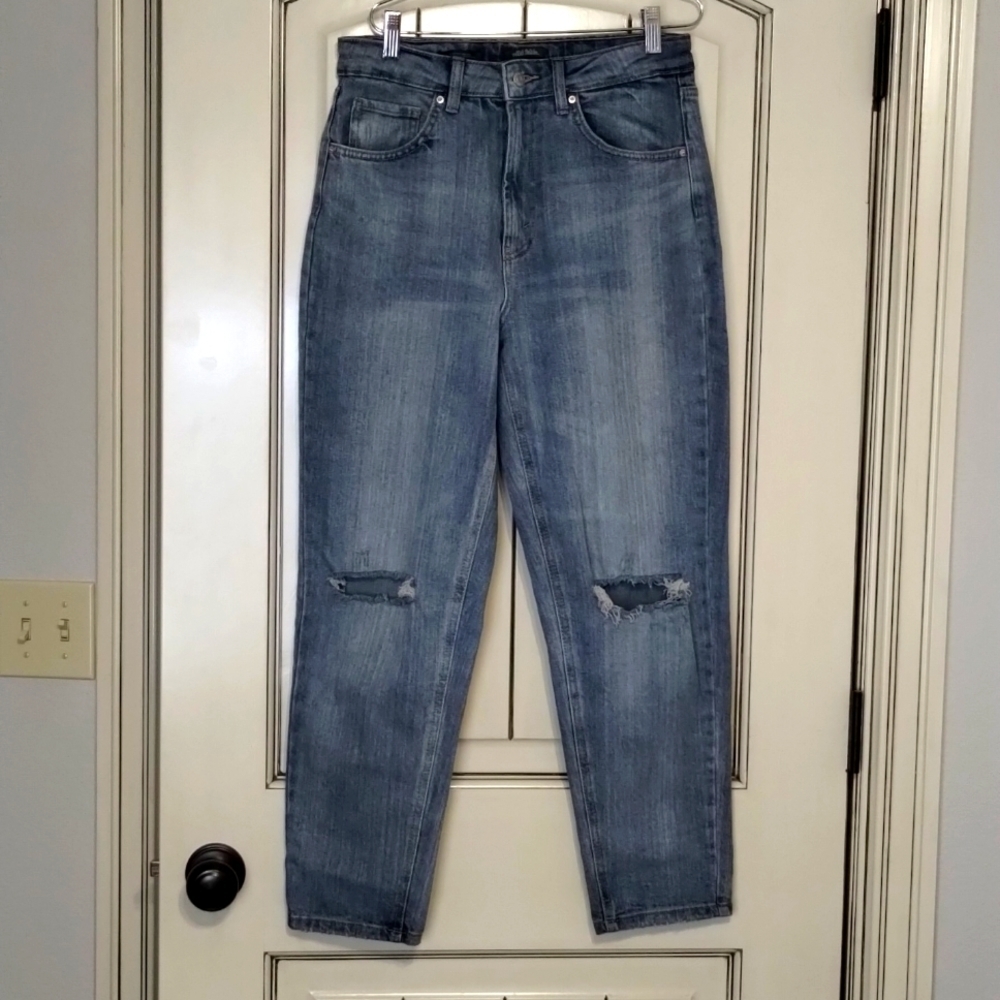 WILD Fable Highest Rise Jeans Distressed Knees Size 8